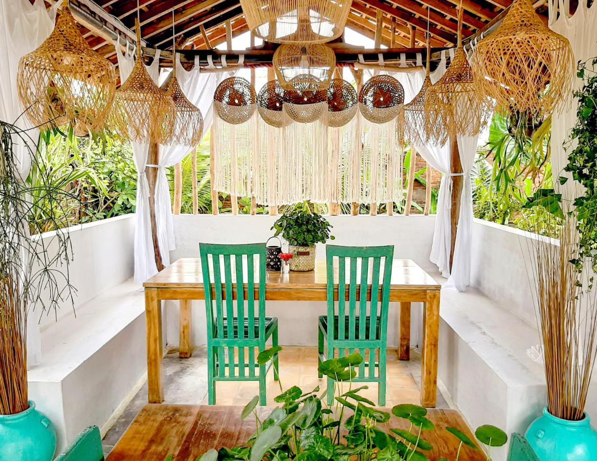 Janur Bungalow Magelang Εξωτερικό φωτογραφία