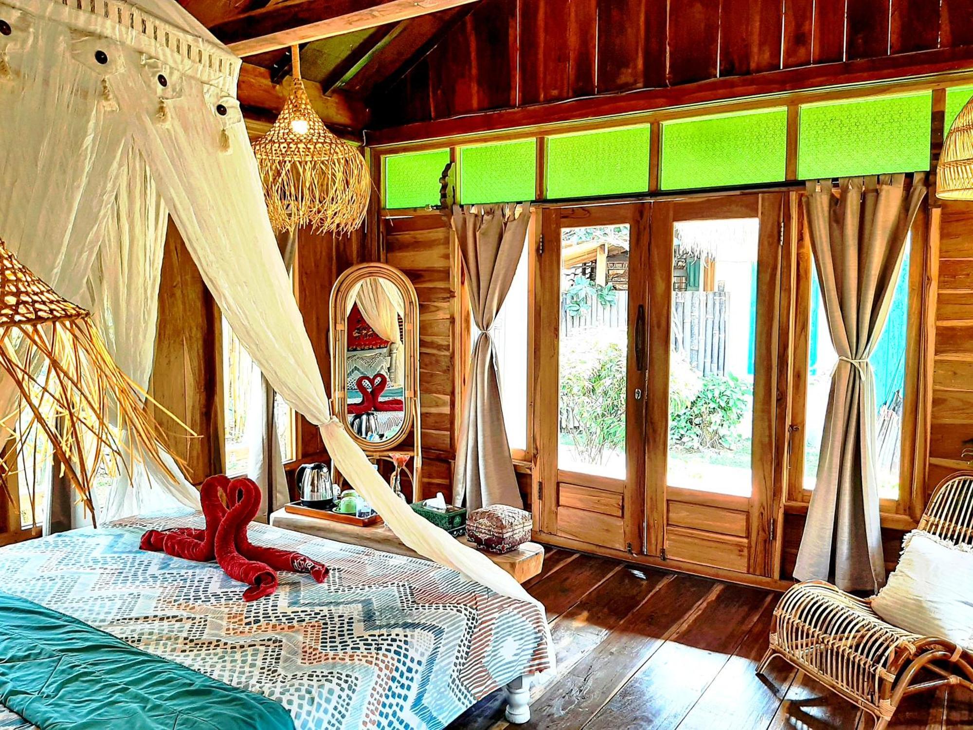 Janur Bungalow Magelang Δωμάτιο φωτογραφία