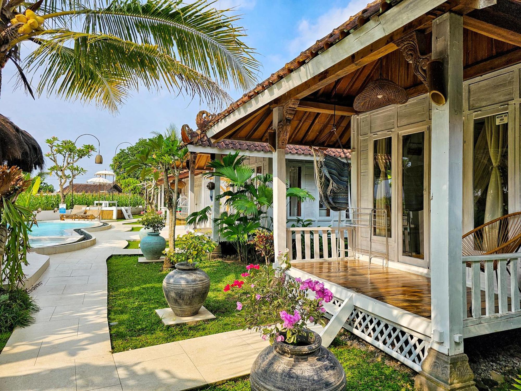 Janur Bungalow Magelang Δωμάτιο φωτογραφία